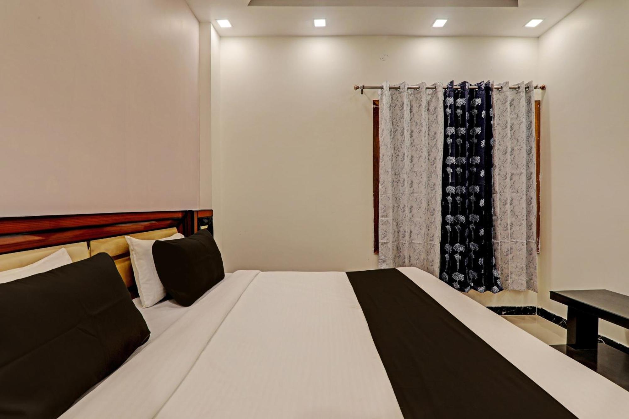 Hotel O Awadh International Bela Pratapgarh Eksteriør bilde